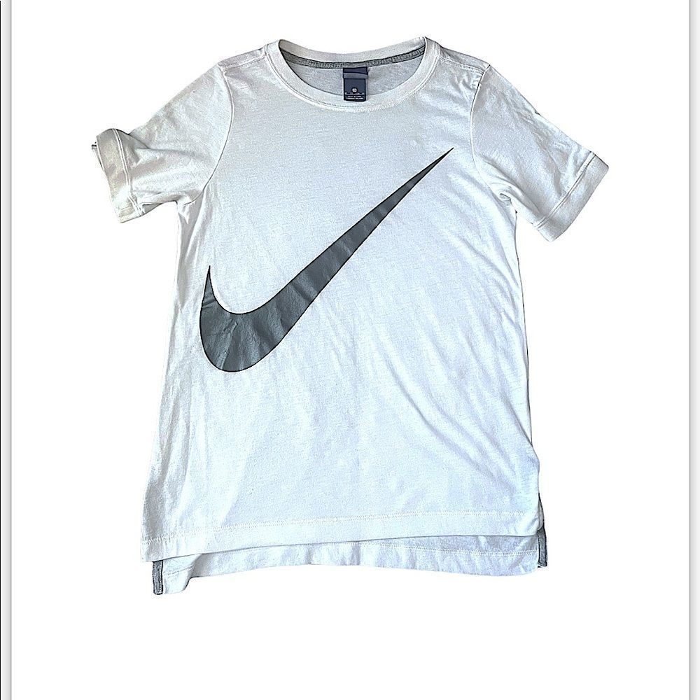 Nike Womens XS Big Swoosh Tapered Soft T-Shirt